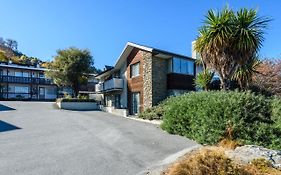 Queenstown Motel Apartments (Adults Only)